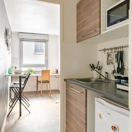 Lumiere In Apartment